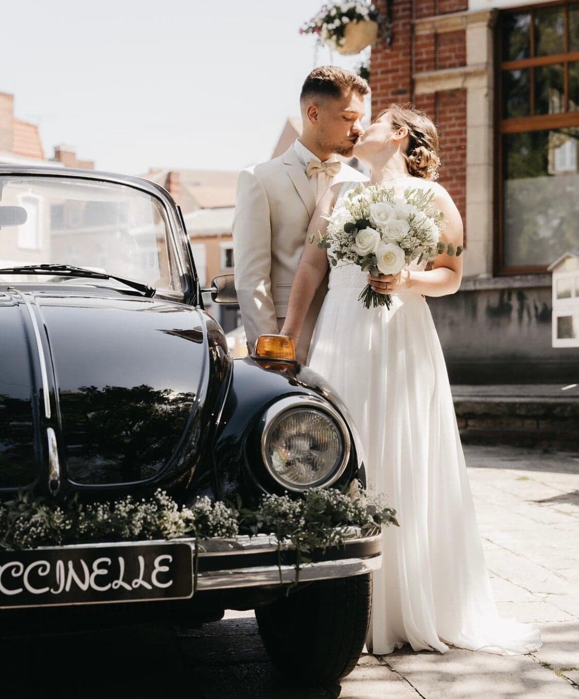 Huwelijksdecoratie met bloemen